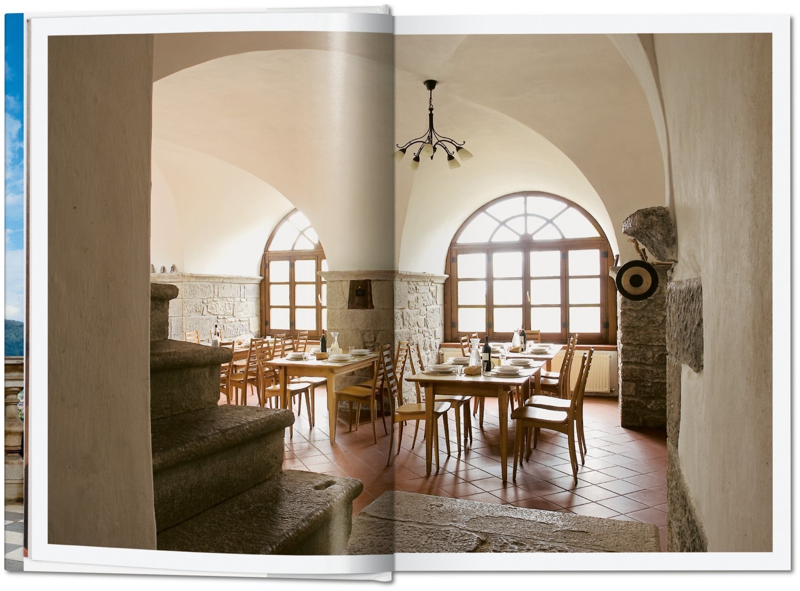

Living in Tuscany (Bibliotheca Universalis)