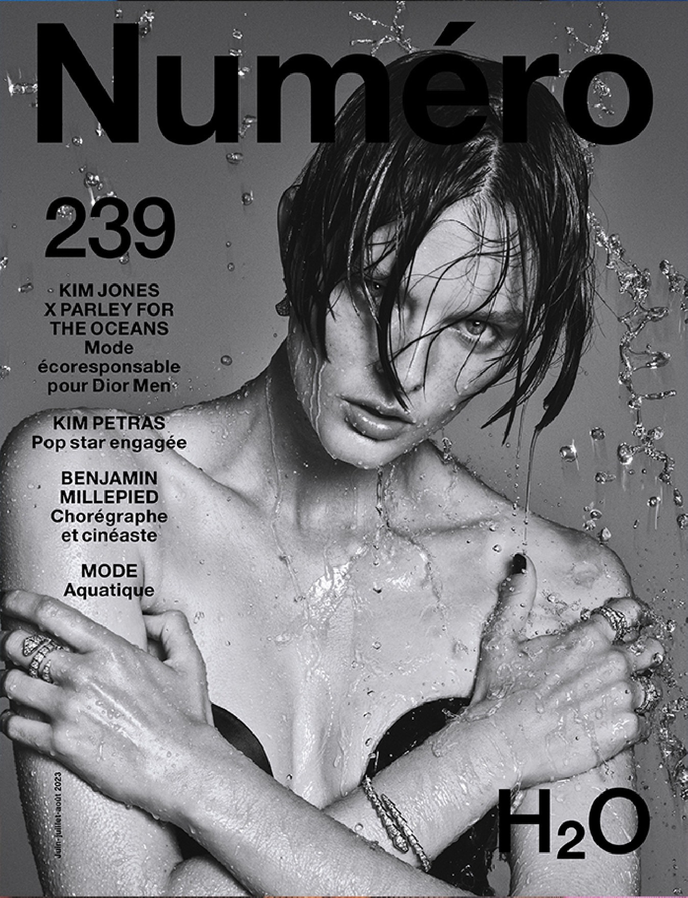 

Numero France 239
