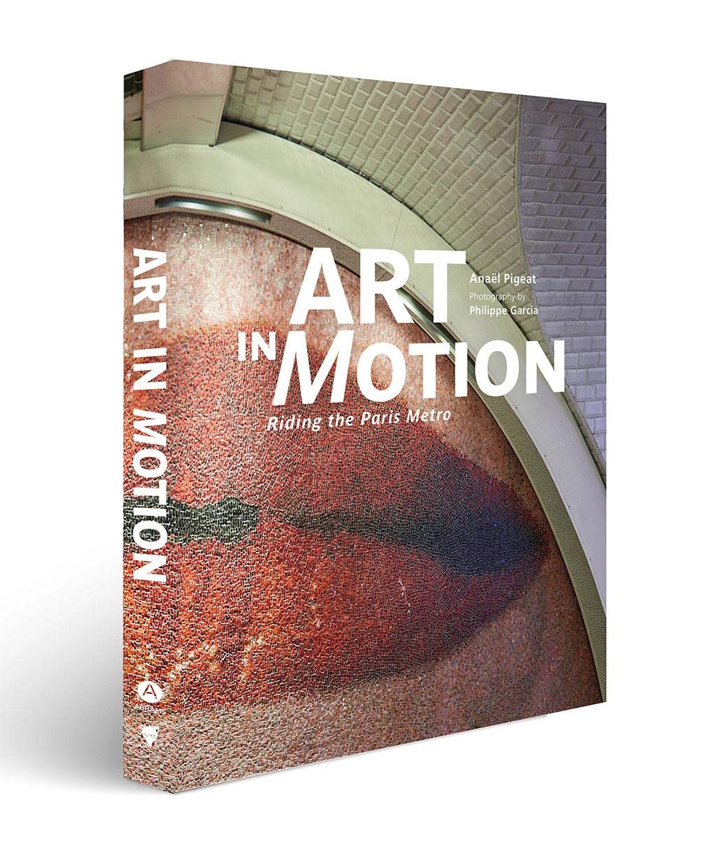 Art in Motion: Riding the Paris Metro конверс runstar motion 171545c