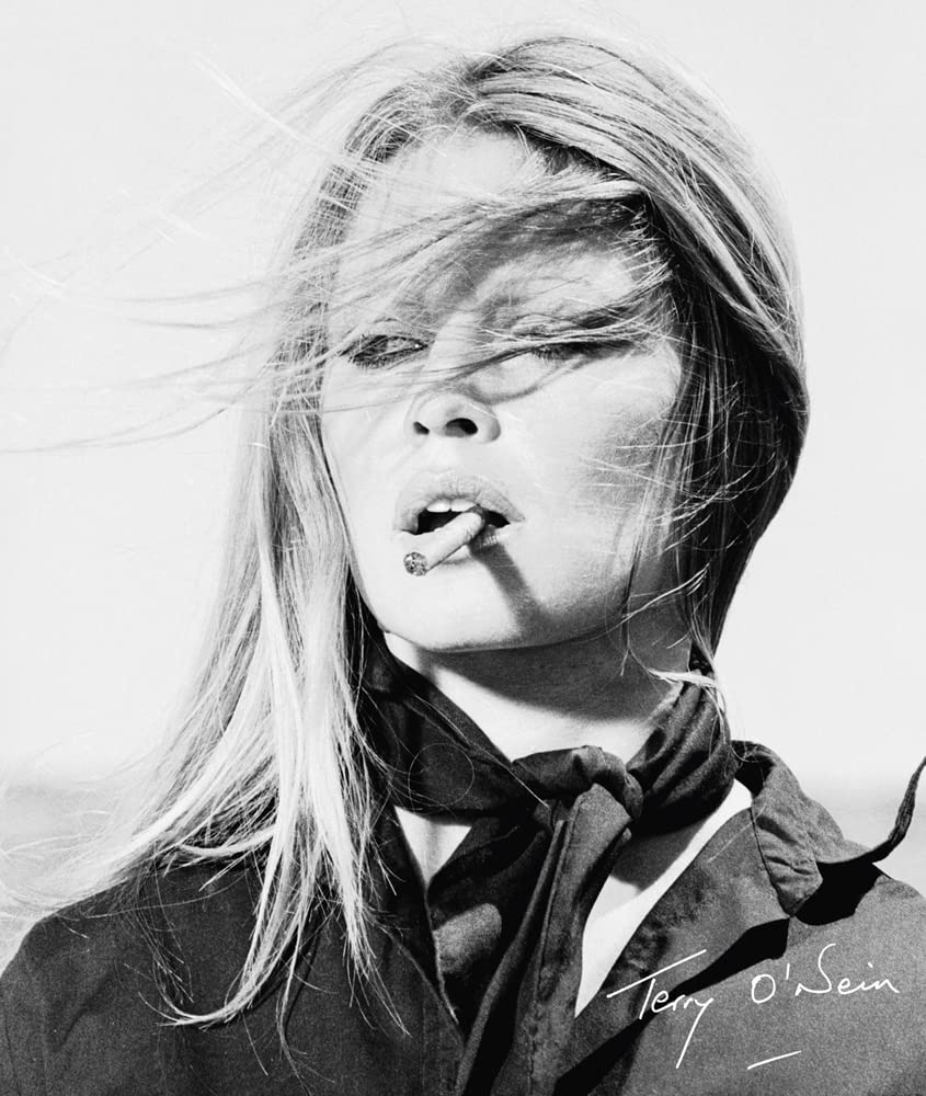 

Terry O'Neill. The Opus